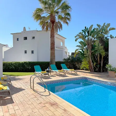 Casa Alvorada With Pool & 3 Bedrooms Villa *